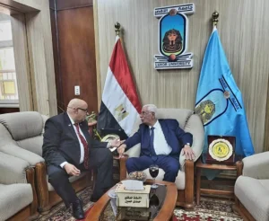 الدكتور حسام موافي يتفقد كليات جامعة الأقصر ويبدي إعجابه بمستوى تجهيزات كلية الطب ويعقد لقاءا مفتوحًا مع طلابها•