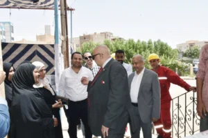 أطباء كلية الطب جامعة الأقصر يشاركون في قافلة بالقرنة غرب المحافظة