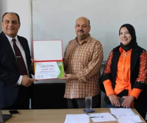 تدشين دورة علمية عن التغيرات المناخية بإستضافة و تقديم رئيس جهاز شئون البيئة بالإسكندرية.