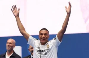 شرط جزائي مليار يورو.. تفاصيل عقد كيليان مبابي مع ريال مدريد