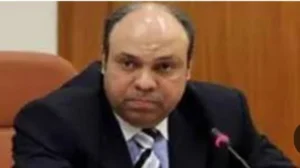 السيرة الذاتية للطيار  دكتور/ سامح أحمد زكي الحفني وزير الطيران المدنى الجديد