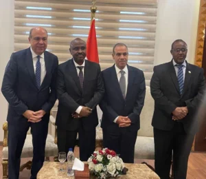وزيرا الطيران المدني والخارجية والهجرة وشئون المصريين بالخارج يتوجهان إلى جيبوتي ومقديشو على أولى رحلات الشركة الوطنية مصر للطيران.