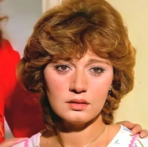 فى ذكرى ميلادها .. ما لا تعرفه عن “قطة السينما” مديحة كامل
