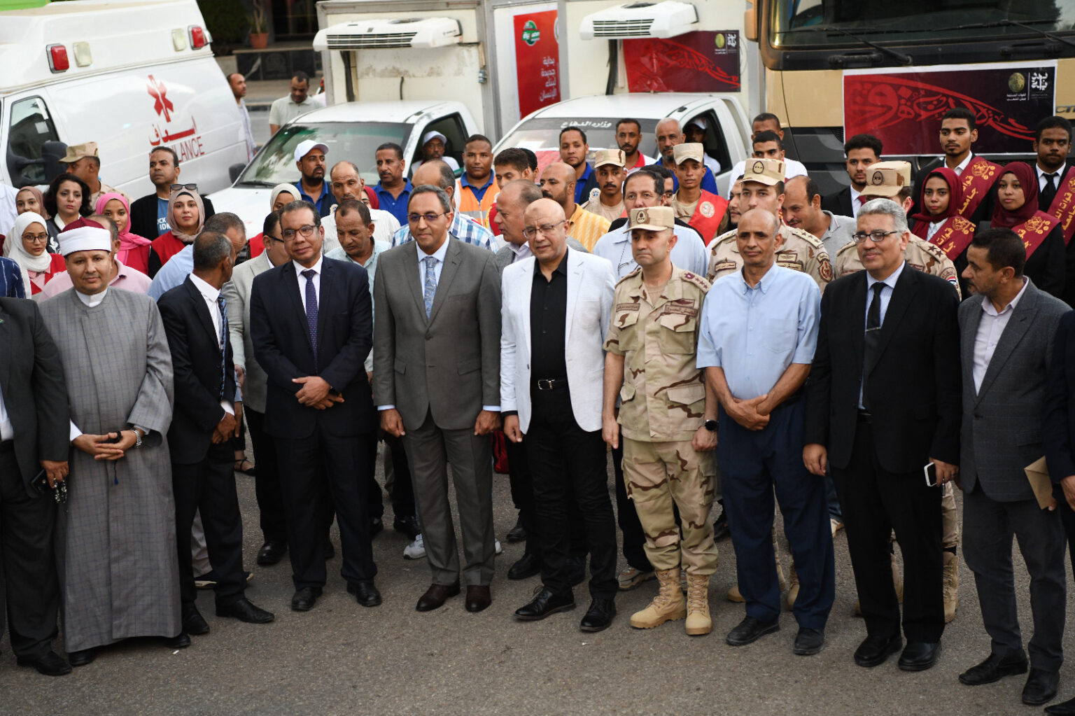 محافظ قنا يشهد انطلاق فعاليات المبادرة الرئاسية بداية جديدة لبناء الإنسان•