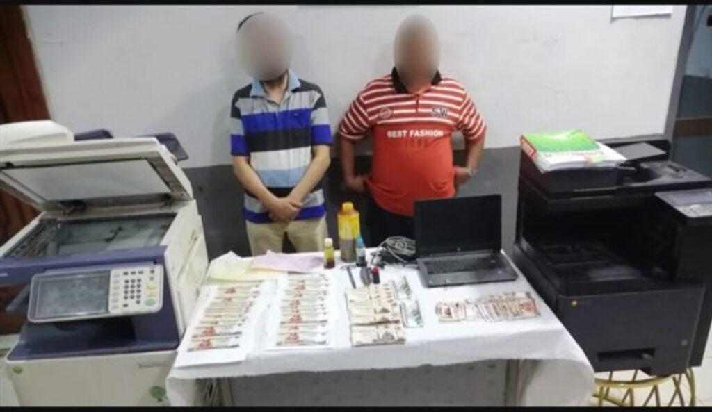 القبض على عاطل ومندوب مبيعات بتهمة تزييف العملات المحلية في بني سويف