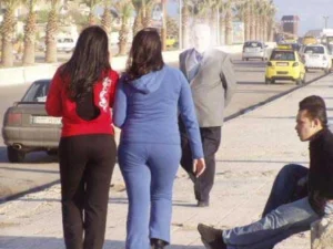 بسبب معاكسة فتاة.. تجديد حبس 12 متهما إثر مشاجرة بالأسلحة بين عائلتين بالهرم