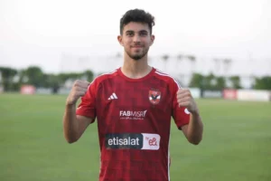 الأهلي يستقر على عودة عابدين لترميم خط الدفاع