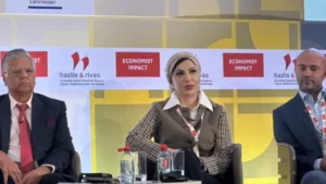 بثينة الأنصاري.. صانعة التغيير وقائدة تمكين المرأة في العالم العربي