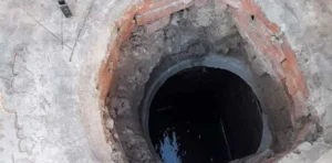 مصرع عامل ونجل زوجته غرقا إثر سقوط موتوسيكل داخل بيارة صرف صحى بكفر الدوار