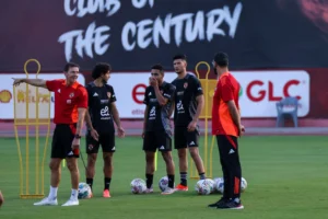 الأهلي يتدرب على ملعب تاسك في بريتوريا