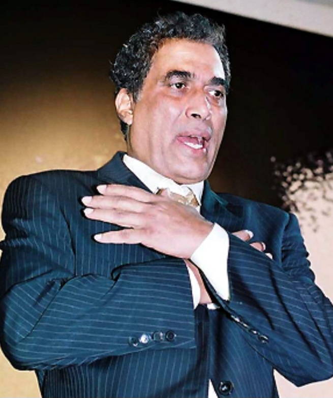 أخفى فقدان بصره.. اللحظات الأخيرة في حياة أحمد زكي