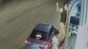هجوم غامض على معرض سيارات بالعجوزة يثير القلق