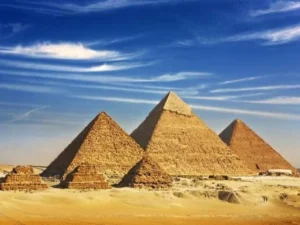 أهرامات الجيزة ضمن أفضل الوجهات السياحية في العالم حسب ناشيونال جيوغرافيك