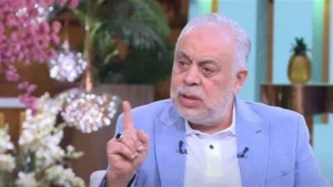 أشرف زكي: مليون جنيه غرامة لمن يُشرك بلوجر أو تيك توكر في عمل فني دون تصريح