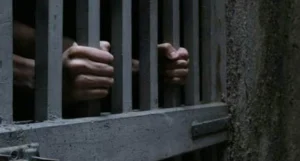 حبس زوجه 15يوم على ذمة التحقيق لطعنها زوجها بمحافظة الشرقية