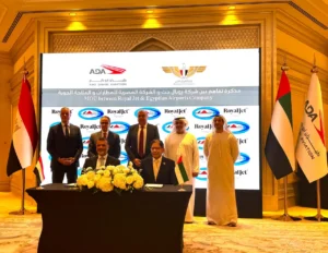 وزير الطيران المدني يشهد توقيع عدة مذكرات تفاهم بين مصر، والإمارات لتعزيز التعاون الاستراتيجي في قطاع الطيران المدني