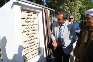 بحجم استثمارات 6 مليون جنيه .. محافظ قنا يفتتح مجمع مواقف قفط بجنوب المحافظة