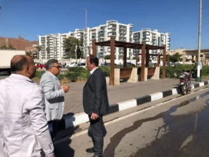 محافظ الدقهلية يتفقد شوارع وميادين حي شرق المنصورة ويتابع مستوى النظافة والاشغالات والخدمات المقدمة للمواطنينtحافظة