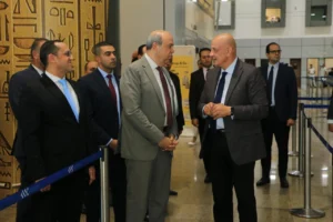 ️ وزير الطيران المدني: خطة استراتيجية شاملة لتطوير مطار القاهرة وطرح المطارات المصرية أمام الاستثمارات الدوليه