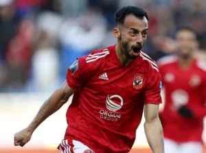 بيراميدز يجدد اتصالاته مع أحمد عبد القادر وكوكا