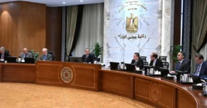 أيقونة مدبولي يتابع تداعيات التصعيد الإقليمي وخيارات التعامل مع الأزمة