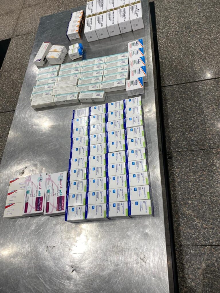 احباط محاوله تهريب ادويه بمطار القاهرة تزيد قيمتها عن ٥ ملايين جنيه